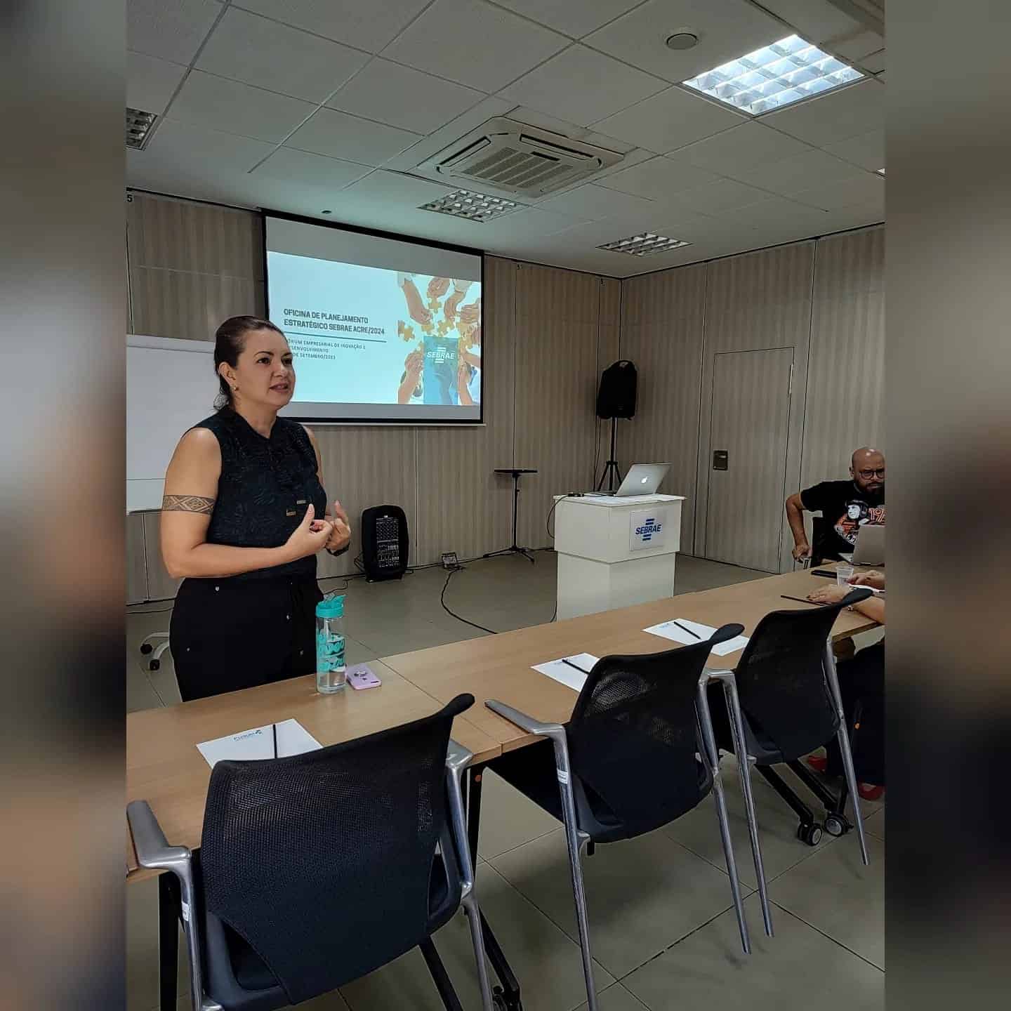 Membros da Câmara Técnica de Tecnologia e Inovação se reúnem para debater planejamento estratégico para 2024