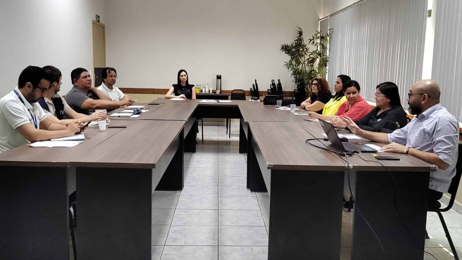 Grupo de Trabalho de Cafeicultura debate produtividade do café no Acre e planejamento estratégico de 2023