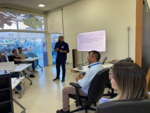 Câmara Técnica de Tecnologia e Inovação apresenta planejamentos para 2023 durante encontro na Ufac